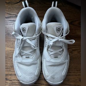 Adidas D.O.N. issue 3 basketball shoes